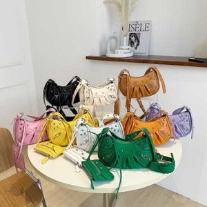 RETAIL Underarm Fashion Bags Women 2023 Pleated Crescent Single Shoulder Bag Female Rivet Motorcycle Bag