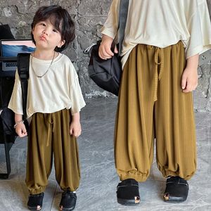 Trousers 2023 Autumn Vertical Bar Corduroy Loose Harem Pant Boys And Girls Fashion Striped Casual Turnip Pants Muslin Children