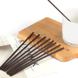 Mugs 500pcs Coffee Stirrers 18cm 2 Hole Drink Straws Cocktail Stirer Sticks Brown Plastic Mini For Bar Party 230829