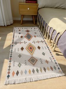 Tappeto Tappeto intrecciato a mano in cotone e lino retrò stile boemo quadrato comodino tappetino geometrico soggiorno decorazione della casa manda 230828