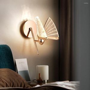 Lâmpada de parede Modern Esmalte Borboleta LED Strip Light 220V 110V Sala de estar Luzes de cabeceira para quarto Sconce