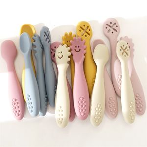 Baby Bottle 3PCS Cute Learning Spoons Utensils Set born Feeding Spoon Toddler Scoop Weaning Cutlery Childrens Tablewar 230828