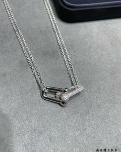 2024 Yeni Lüks Kolye Kolye Donanım Tasarımcısı S925 STERLING Gümüş Kristal Kova Lockets Charm Kısa Zincirli Geriye Kadın Mücevherleri