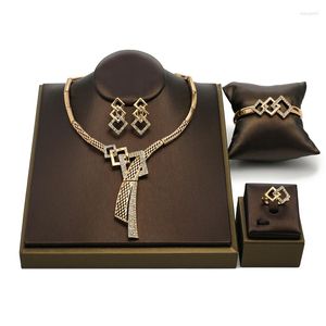 Necklace Earrings Set Fashion Dubai 18k Gold Plated Designer Custom Jewelry Woman Moroccan Traditional Wedding Bridal Wholesale