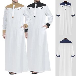 Roupas étnicas Muçulmanos Homens Islâmicos Vestido Moda Arábia Saudita Robes Paquistão Turco Dubai Orações Marroquinas