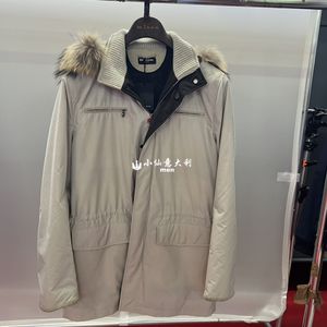 Cappotto spesso bianco con collo in pelliccia kiton invernale da uomo