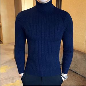 Herrtröjor koreanska smala fast färg Turtleneck tröja vinterlång ärm varm stickad klassisk avslappnad bottenskjorta 230829