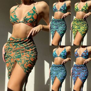 Neuestes 3-teiliges Split-Bikini-Set für Damen mit Blattmuster, sexy Schnürrock, Badeanzug, Badebekleidung am Meer