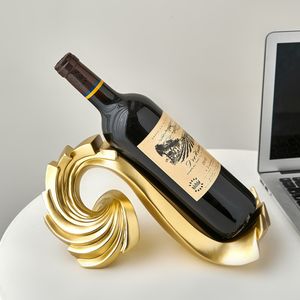 Oggetti decorativi Figurine Superba decorazione per armadietto Scultura Portabottiglie per vino Portabottiglie di lusso Decorazione per la casa Espositore Accessori da scrivania Regalo 230829