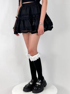 女性の靴下ストッキングズ女性の純粋な綿の脚シェーピングフリル刺繍レースミッドカーフカーフ黒いファッションオールマッチ春と夏