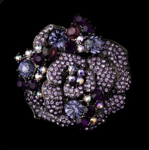 2 tum Amethyst Crystal Rhinstone Elegant Design Large Rose Floral Accessory Wedding Brosch Party