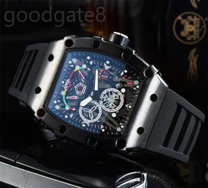 EW Factory Womens Designer Watch Quartz Luxury Watch Presentes de Natal Esqueleto Orologio Five Pointed Star Holiday Gifts Casal Estilo Multi Dial Relógios XB011 C23
