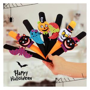 パーティーの好意ハロウィーンブレスレットカボチャゴーストバットスパイダープラッシュリストバンドキッズADTループデコレーションLT061ドロップデリバリーホームガーデンフェスティDH3XC