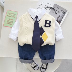 Set di abbigliamento per bambini per ragazzi Completi Autunno Infantile Gilet lavorato a maglia Camicia a quadri Pantaloni 3 pezzi Completo Abbigliamento per bambini Tuta per neonato