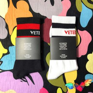 Others Apparel 2023 Black White Vetements Socks Men Women High Quality Vetements Sock Casual Cotton Middle Tube J230830