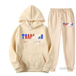 Tracksuit Trapstar Brand Printed Sportswear Men 16 Colors Warm Two Pieces Set Loose Hoodie Sweatshirt Pants Jogging Black White Solid Color Pink O17q