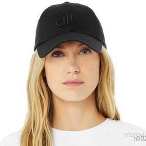 男性と女性の大きなキャップのためのデザイナーの帽子キャップは、小さな顔の汎用性の高い野球キャップ屋外トレンド日焼け止め帽子Al Yoga Cap Grey