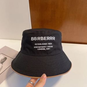 2023 Designer Bucket hat ventilate Style designer Fashion Women Summer Vacation Travel Date casquette triangle Print bucket hats 2308302PE-3