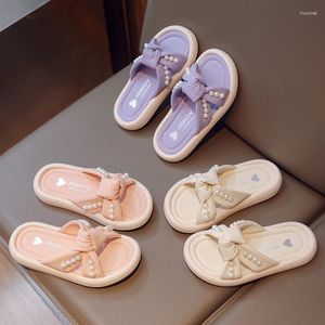 Pantofole Pantofole per bambini 2023 Perla Principessa aperta Scarpe casual versatili Moda Ragazze piatte Traspiranti Semplici