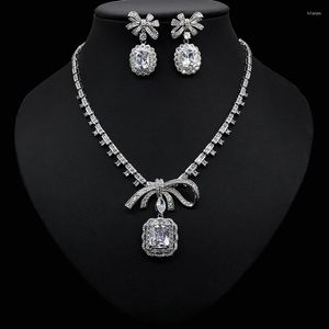 أقراط قلادة مجموعة عالي الجودة bowknot 2pcs أفريقيا للنساء الزفاف الفاخرة Naija Dubai cubic Zirconia المجوهرات