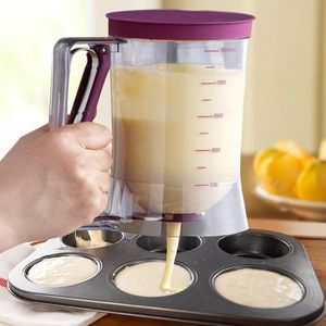 Kitchens Play Food Cupcakes Pancakes Dispenser Cookie Cake Muffins Baking Waffles Dough Cream Speratator Measuring Cup Doser for cakes 230830