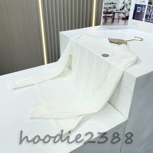 Lu Fishbone Base Shirt Ivory White Long Sleevesdesigner Basskjorta Bekväm passform Hög elasticitet Medelstorlek tillämplig vikt 40 kg-65 kg QD325433
