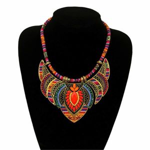 Navel Bell Button Rings Vintage Choker Pendant Big Boho Halsband Ethnic Style Chunky Colorful Collar Festival Tribal Beaded Bib Costume Necklace 230830