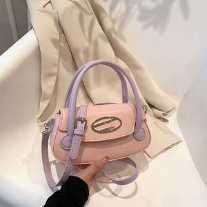 Pembe çocuk çanta tasarımcısı di çanta iki tonlu omuz crossbody çanta moda çantaları kadınlar deri lüks tote klasik kızlar cep telefonu çantası 230830