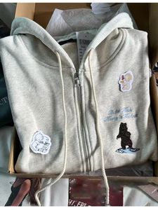 Felpe con cappuccio da uomo Felpe Cartoon Bear Ricamo Allentato Donna Streetwear Cotone grigio Zip con cappuccio Harajuku Cute Autumn Jacket Top 230829