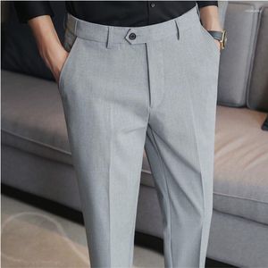 Abiti da uomo Pantaloni casual da uomo in vita elastica tinta unita di alta qualità Pantaloni da uomo slim da lavoro per ufficio sociale Pantaloni da sposa formali