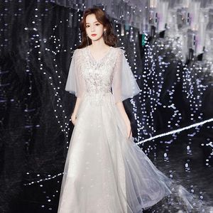 Party Dresses White Evening Elegant Feathers Appliques Floor-Length Princess Dress French Style Tulle Graduation Gown