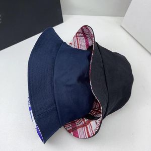 Ball Caps 2023 Tasarımcı Beyzbol Kadınlar için Ayarlanabilir Günlük Pamuk Güneş Şapkaları Erkek Moda Spor Snapback Buck