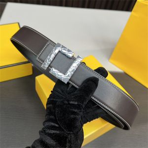 Designer lyxbälten mode märken bruna cowskin bälte unisex casual trendy cintura gyllene silver svarta bokstäver smidig spänne ceintures