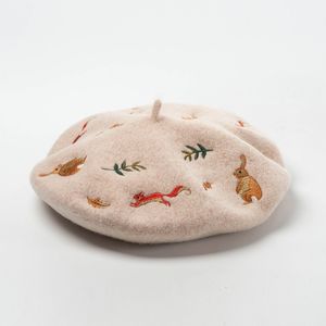 Basker koreanska höst- och vintern Mori Rabbit Squirrel lämnar broderad ull Beret Artist Hat 230830