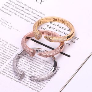 Moda unissex pulseira de unhas banhado a ouro 18K pulseiras de joias para mulheres meninas conjunto de joias de luxo designer de aniversário festa de casamento conjuntos de noivos noiva diária
