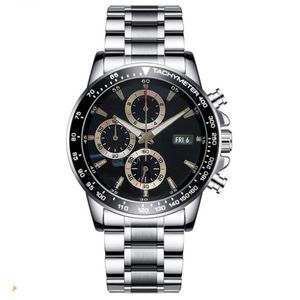 Erkek Designer Watches F1 Chronograph Hollwatches Montre de Luxe Business Quartz Watch199G