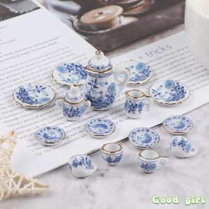 Doll House Accessories 15st 1 12 Miniature Porslin TEA Cup Set Flower Table Kök Dockhouse Furniture Toys for Children Cups 230830