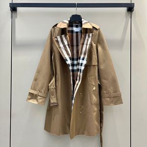 Płaszcz damski Trench Fash Mash Windbreak Płaszcz Designerka Kobieta Płaszcz Casual Long Jacket Classic Striped Tacets Opiek wierzchniej Wysokiej jakości 23FW