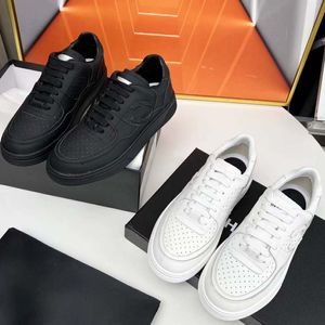 Tasarımcı Eğitmenler Sıradan Ayakkabı Kadın Ayakkabı Lüks Marka Moda Baskılı Denim Dikiş Deri Kadın Trainer Sneakers