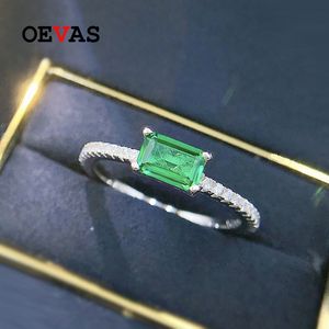 Bröllopsringar Oevas 100 925 Sterling Silver 4 6mm Syntetisk smaragd för kvinnor Sparkling Engagemang Fina smycken gåva 230830