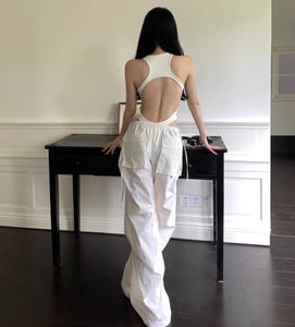 D! Ese Women 's Twice 바지 세트 세트 고급 브랜드 디자이너 Backless Suit New Pure White Set Hollow Out Tank Top White Cargo Pants Halloween Gift
