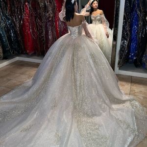 Sexy Sweetheart Ball Gown Quinceanera Dresses Long Sleeved Beading Crystal Lace Cinderella Princess Birthday Party Vestidos De