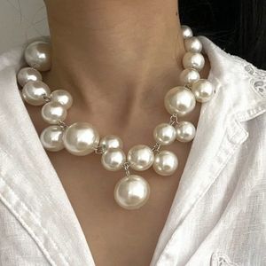 Navel Bell Button Rings Pearl Grape String Necklace for Women French Retro Bohemian Size Stitching Collarbone Chain High Luxury Ins Jewelry 230830