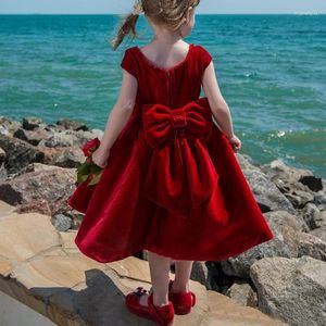 Girl Dresses Simple Velvet Tea Length Kids Flower Girls Spoon Collar Gown Princess Little Wedding Party First Communion