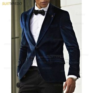 Мужские костюмы Blazers Navy Blue Velvet Blazers for Men Fashion Slim Fit 2 пуговица Luxury Prom Business Wedding Tuxedo 1 кусок 230829