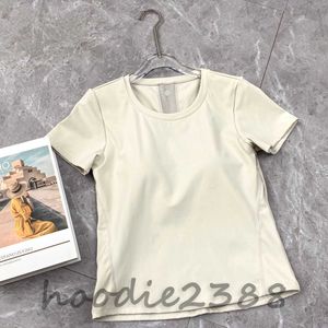 LU Manica corta avorio a maniche corte in rete combinata in vita, versione slim fit a vita corta, T-shirt sportiva e per il tempo libero da donna, con imbottitura per il latte traspirante qd306463