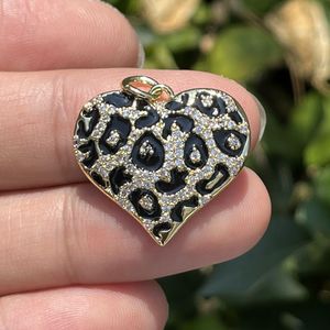 Components 5pcs Cubic Zirconia Pave Heart Charm Gold Plated Pendant for Woman Fashion Handcrafting Jewelry Bracelets Necklace Accessories