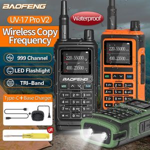 Walkie Talkie Baofeng UV 17 Pro V2 무선 복사 주파수 16km 장거리 방수 손전등 Typec Charger Ham Radio 5R 230830