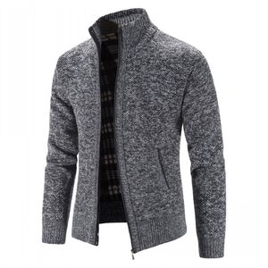 Męskie swetry wiosenne jesienne swetra Sweter Mężczyźni Masowe Modne Fit Cardigan Causal Płaszcze Solidne pojedyncze piersi mężczyźni 230830