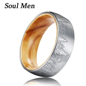 Обручальные кольца 8 -мм обручальные кольца вольфрамовые карбиды Черные кольца для женщин Мужчины панк -годовщины любители панка роскошные ювелирные украшения деревянная грава 230831